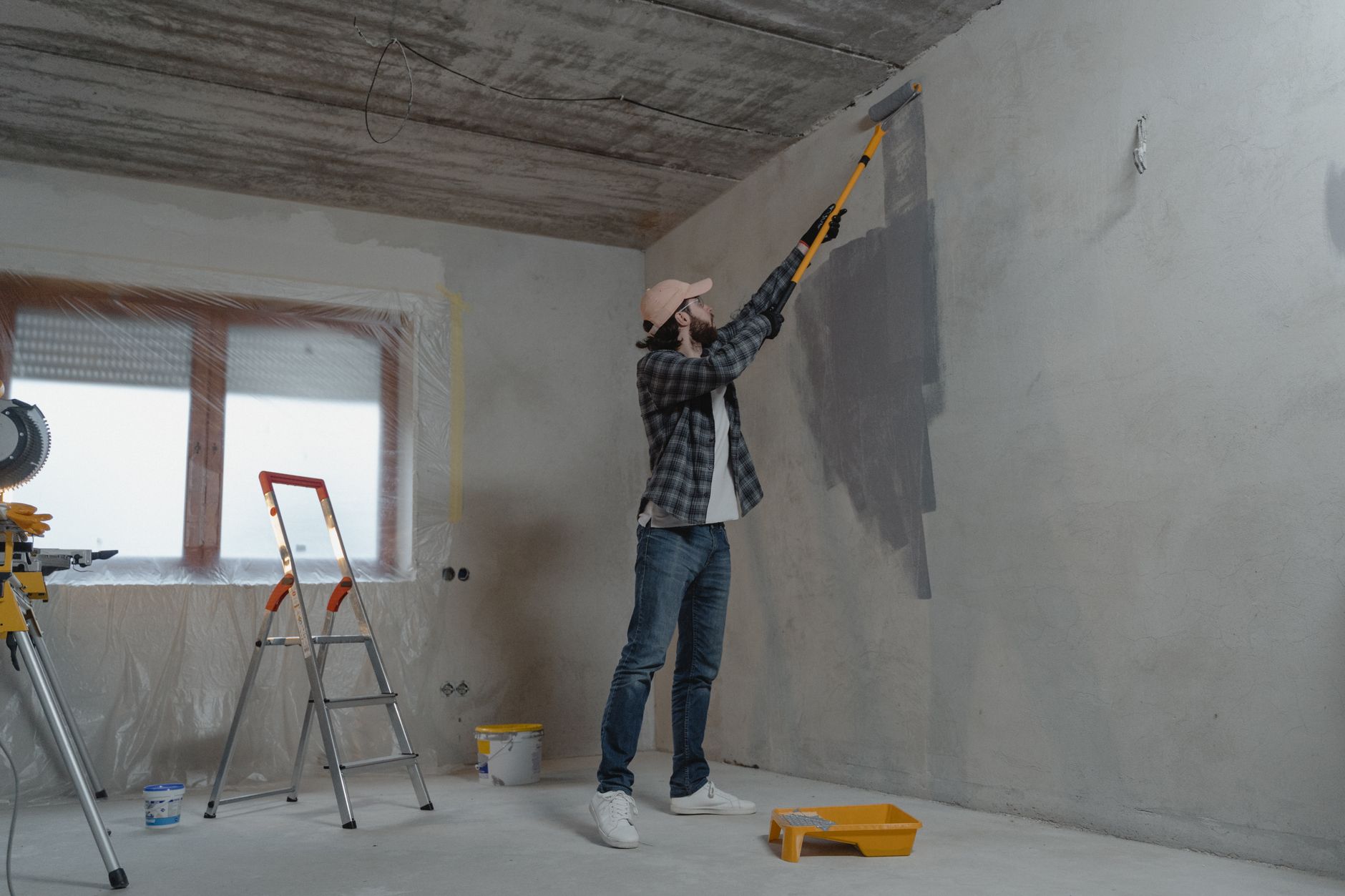 Peintre en bâtiment équipe à Valence